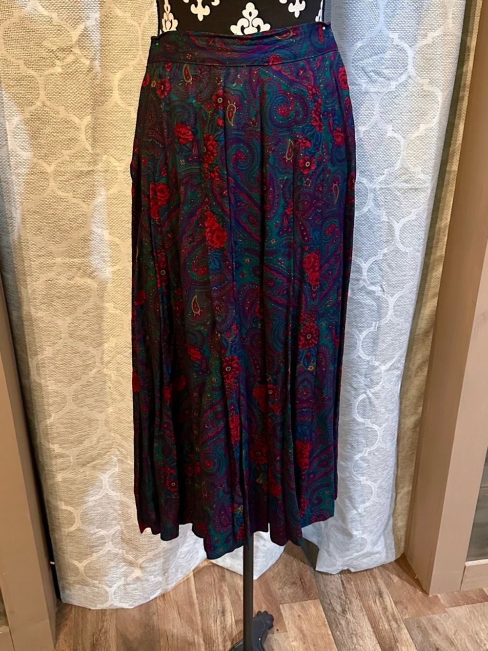 Vintage rare pattern Scott Mcclintok Flowing Paisley Culottes in Teal/red size 4